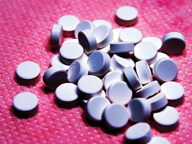 1082384-pillsmedicinedrugsxcopyx-1460347233
